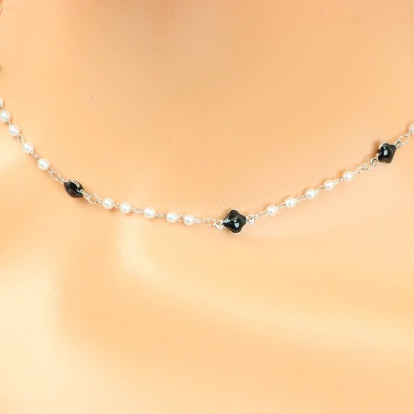 "Minimalist Necklace – Timeless, Elegant Jewelry for Her, MAR091747 - Picture 9 of 10